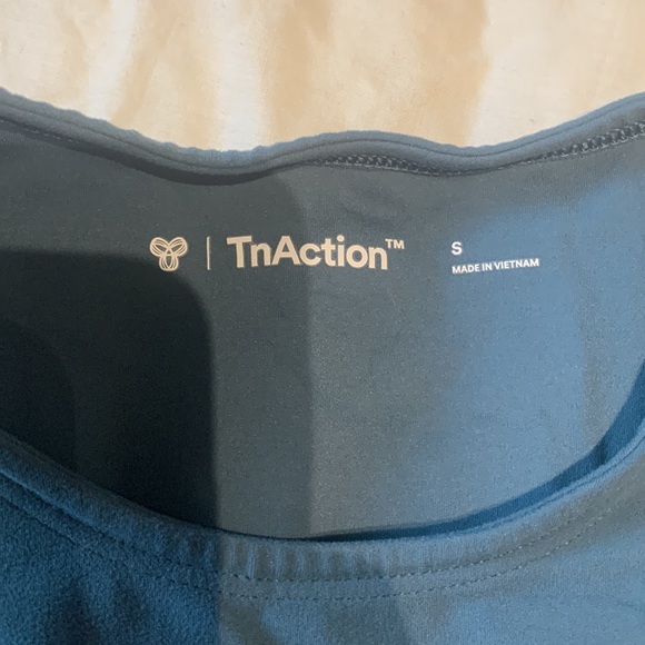 tna aritzia - Picture 2 of 3